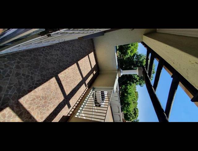 2 BEDROOM PROPERTY TO RENT IN DALPARK EXT 1